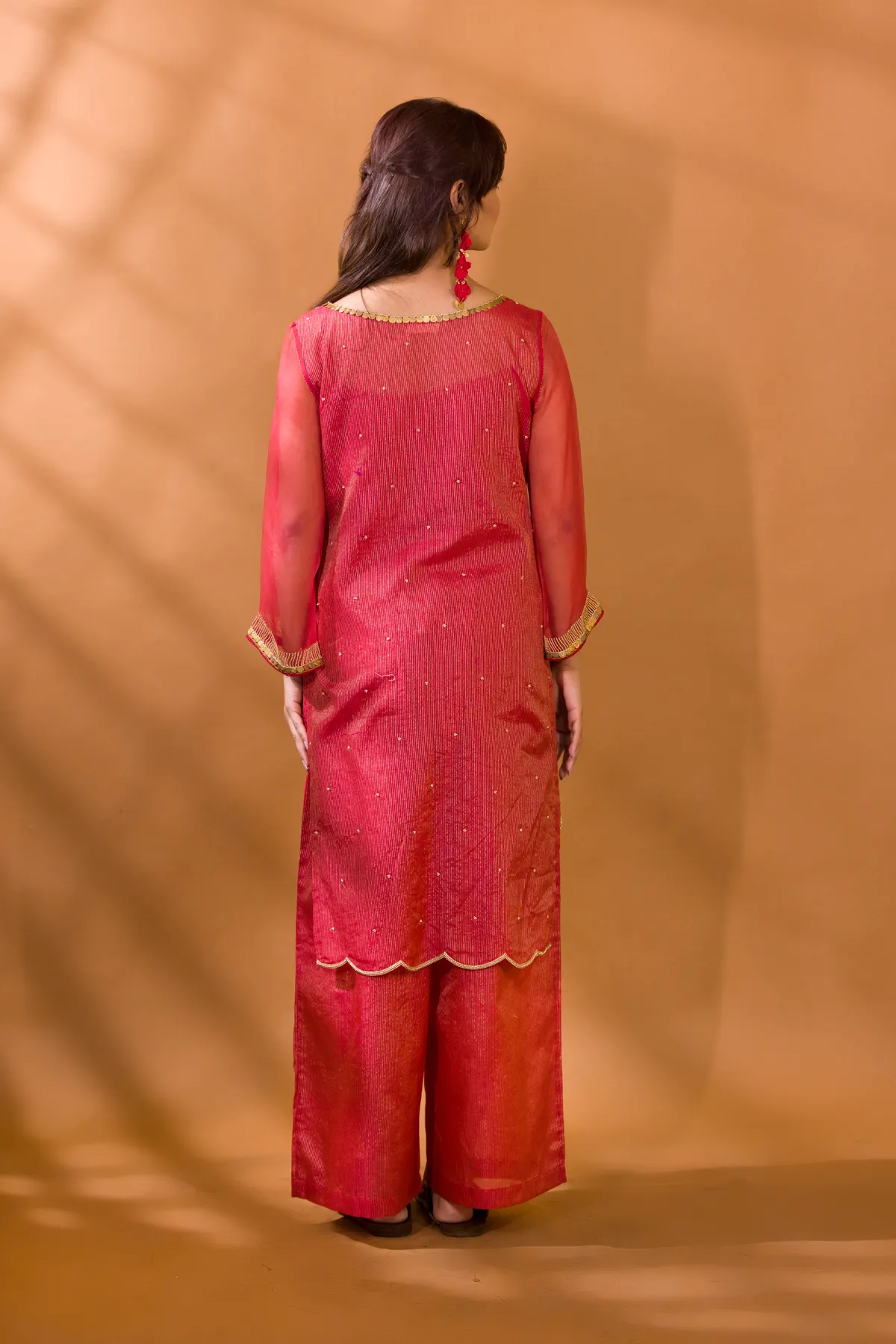 ANAAR EMBROIDERED KURTA WITH PALAZZO PANTS