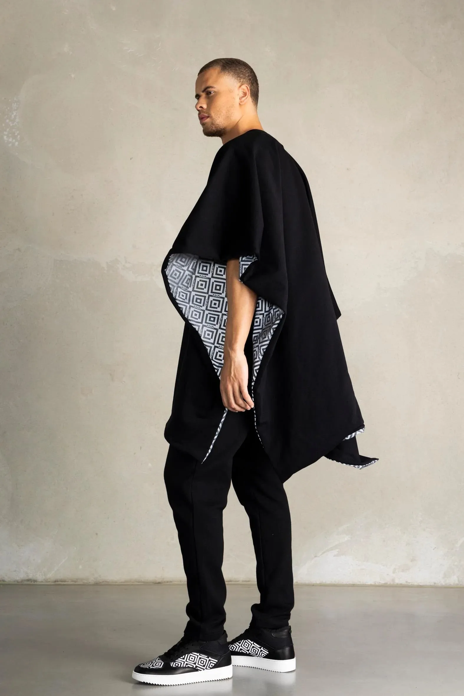 BALR X ISHU Reversible Poncho black