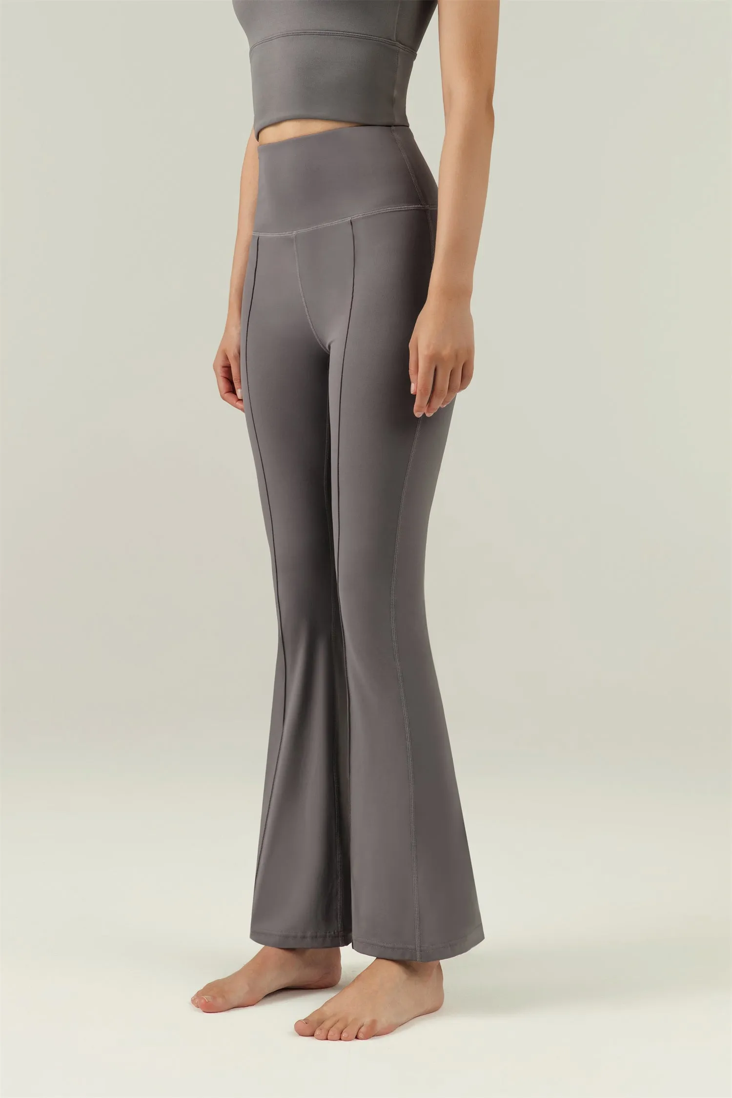 High Waisted Flared Sport Pant