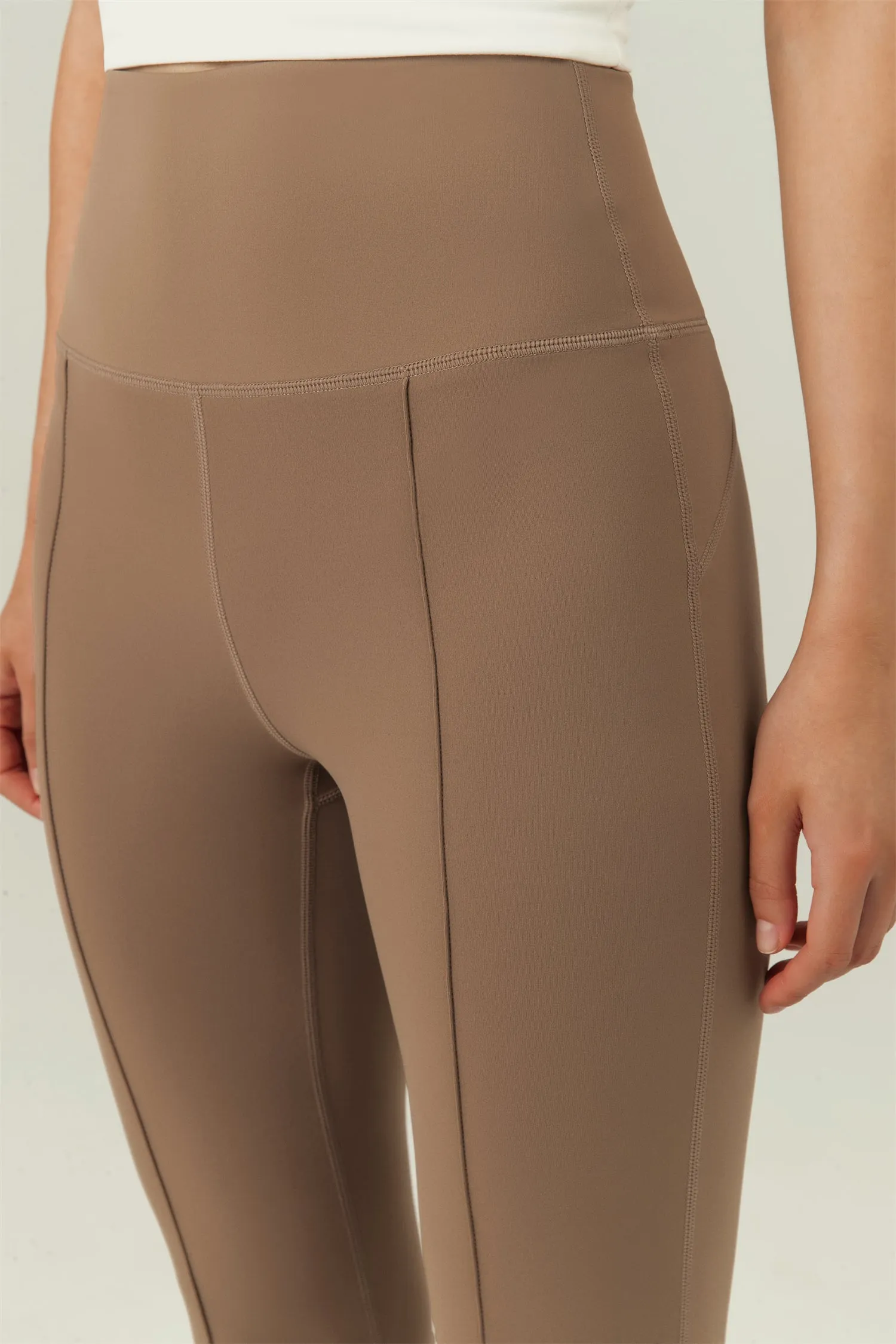 High Waisted Flared Sport Pant