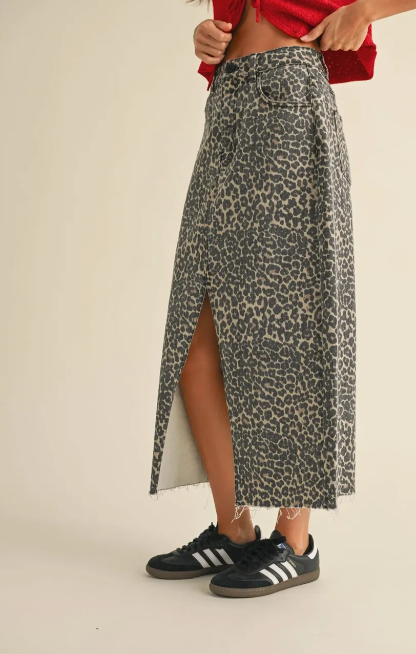 LEOPARD PRINT MIDI SKIRT