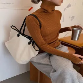 Lulu Sweater | Eleganter Rollkragenpullover aus Strick für Frauen
