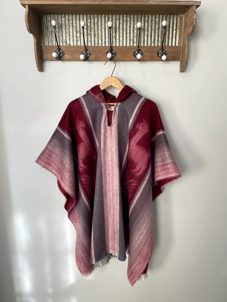 Unique Soft Luxurious Ecuadorian Alpaca Fiber Poncho