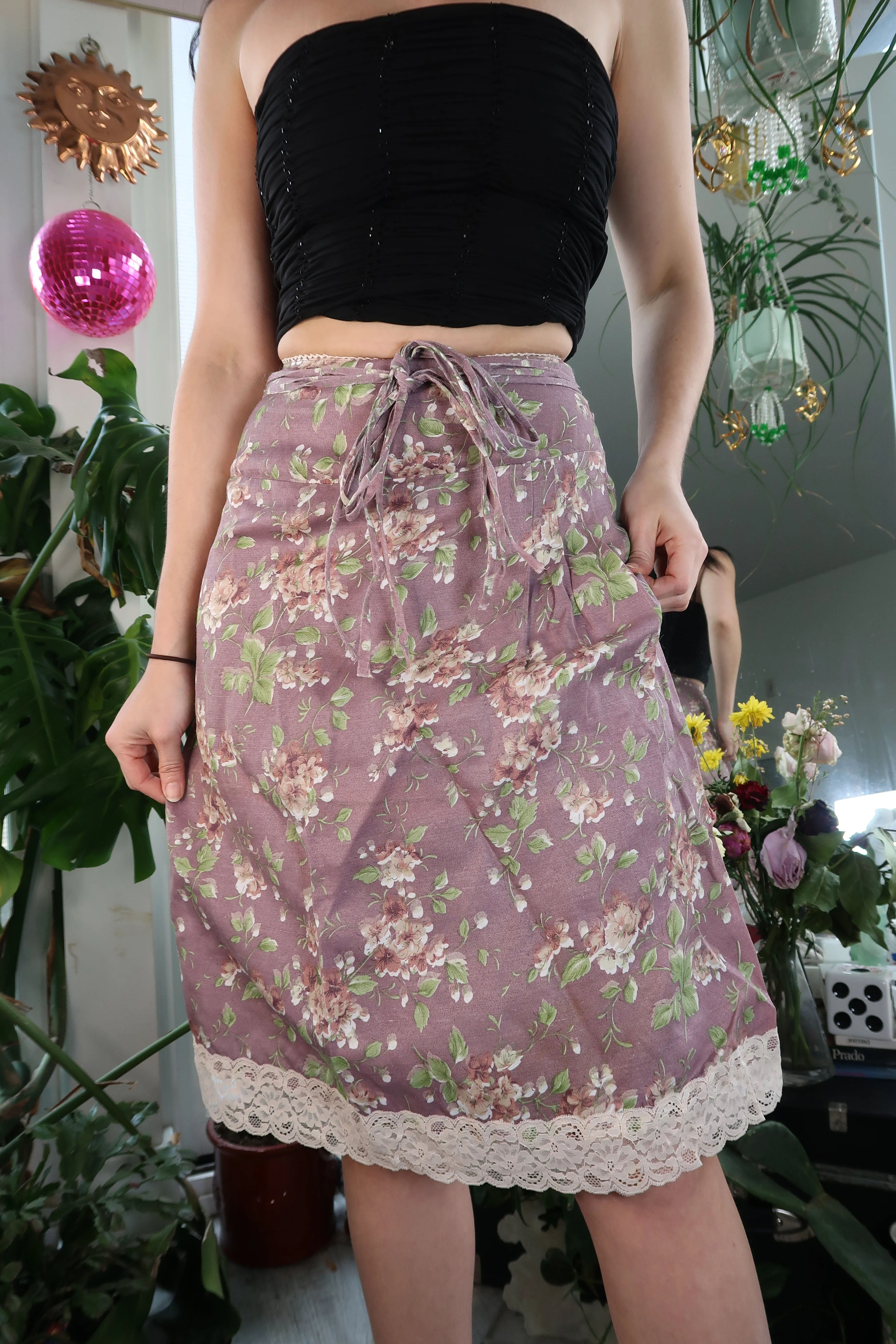 Vintage Plum Floral Lace Trim Skirt